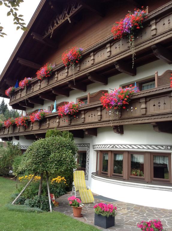 Hotel Garni Almhof Seefeld in Tirol Exterior foto